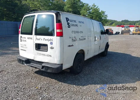 2007 Chevrolet Express Work Van z USA, uszkodzony, nr VIN 1GCFG15X171118967